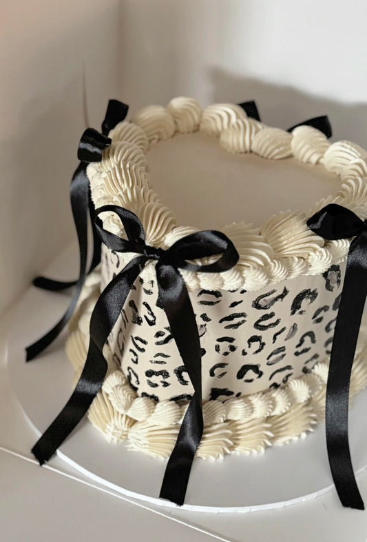 Medium Tall Heart Cake